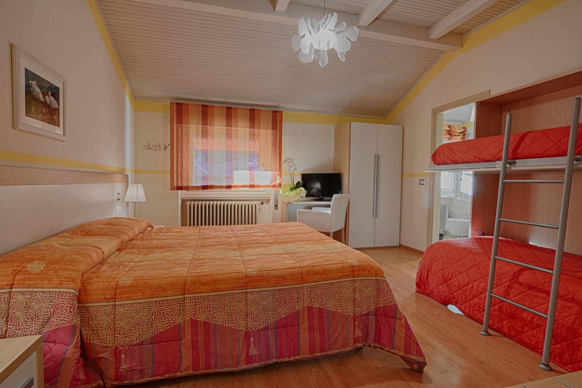 Hotel Europa - Sorico Luaran gambar